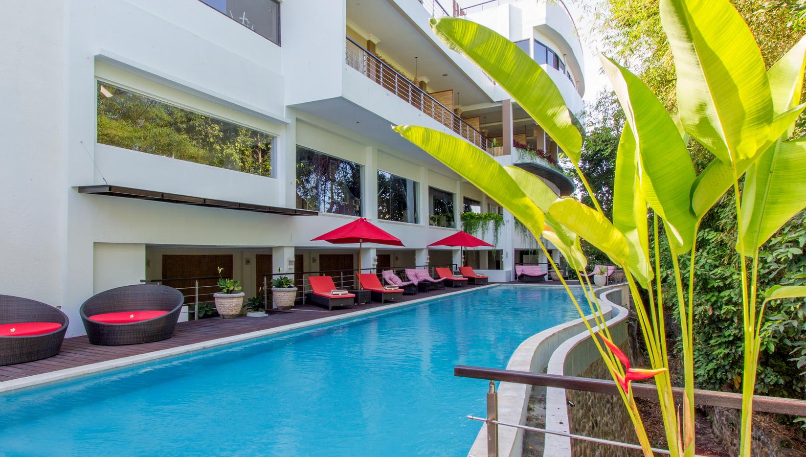 Nunamkhalu Private And Nusa Dua (Bali)