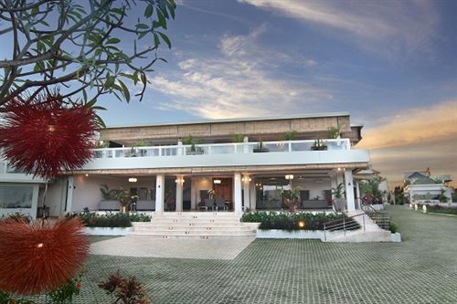 Nunamkhalu Private And * Nusa Dua (Bali)